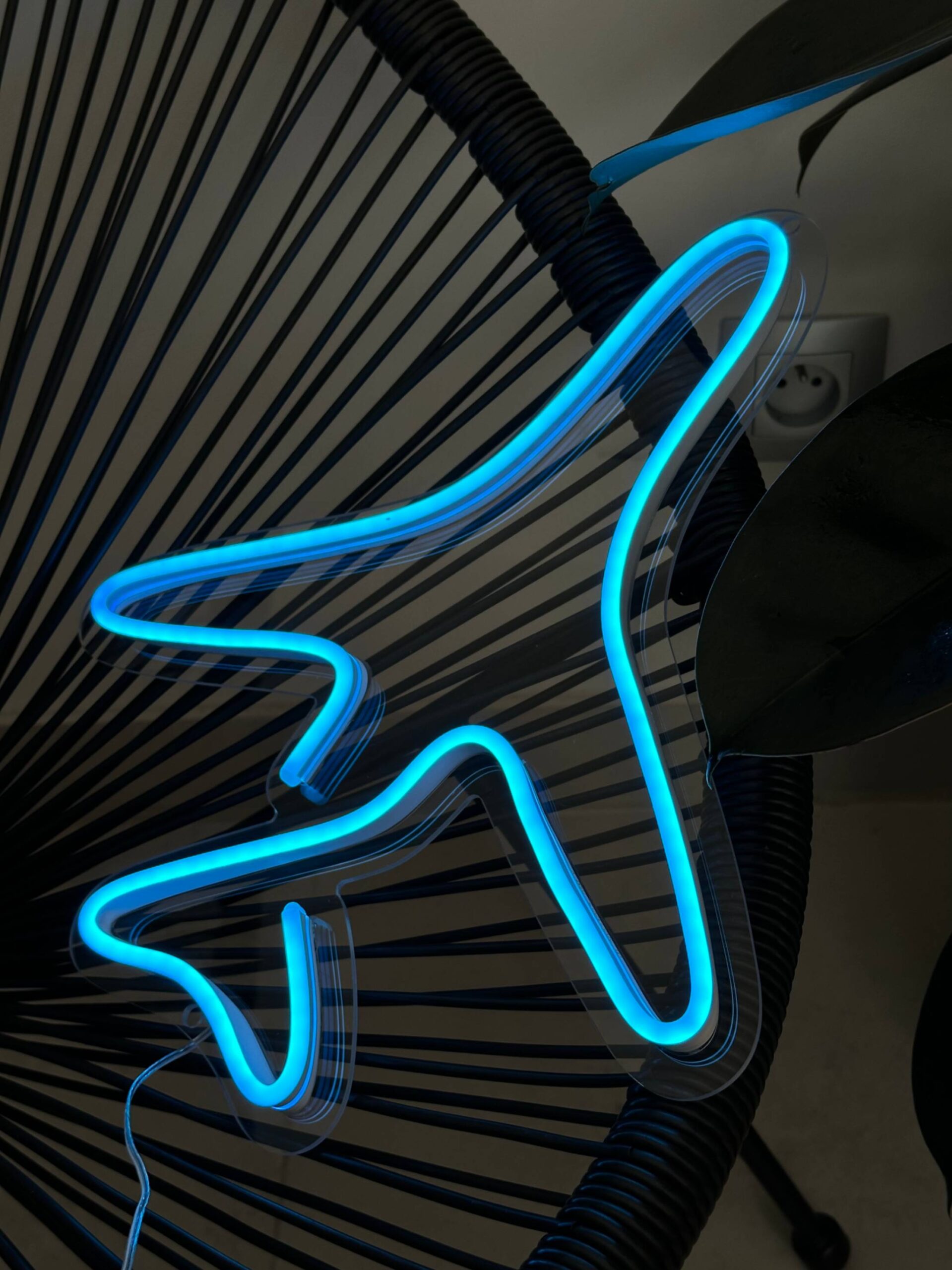 jpeg-optimizer_IMG_1208 "Samolot" Neon Led - obrazek 1